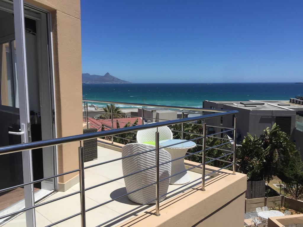Gull On The Bay Boutique Guest House Bloubergstrand Exterior photo