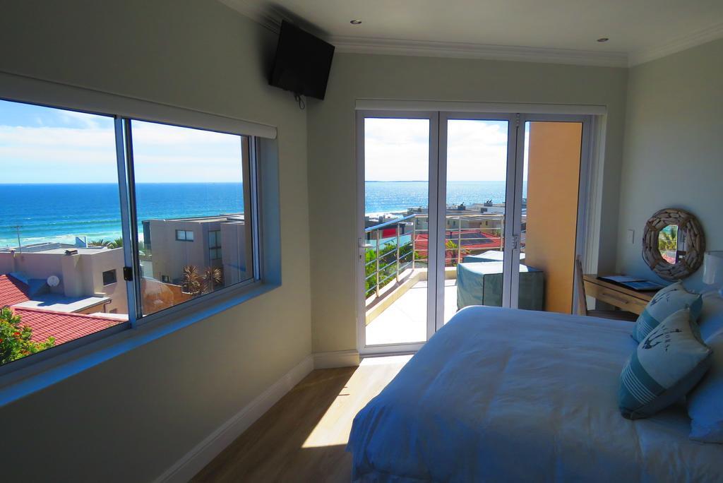 Gull On The Bay Boutique Guest House Bloubergstrand Exterior photo