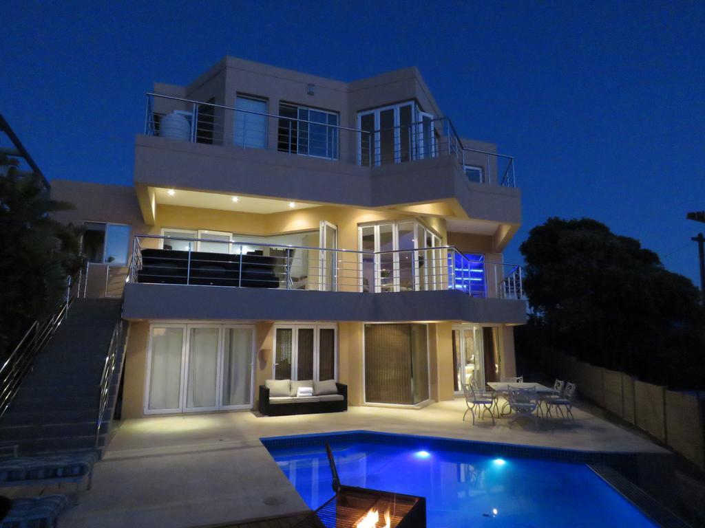 Gull On The Bay Boutique Guest House Bloubergstrand Exterior photo